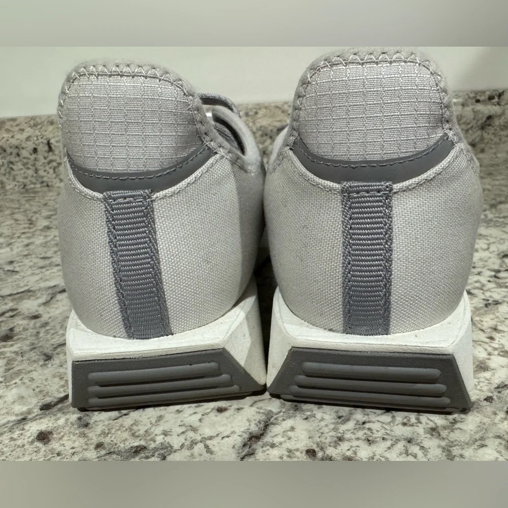 Allbirds Women's Risers Blizzard Low Top Trainers Sneakers Size 10 Gray White
